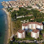 Sea View Апартамент Равда