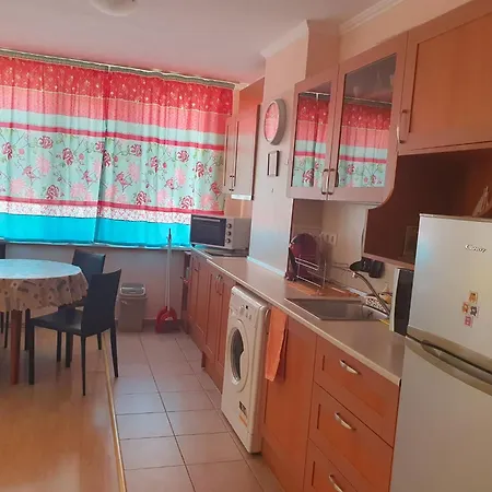 Sea View Равда